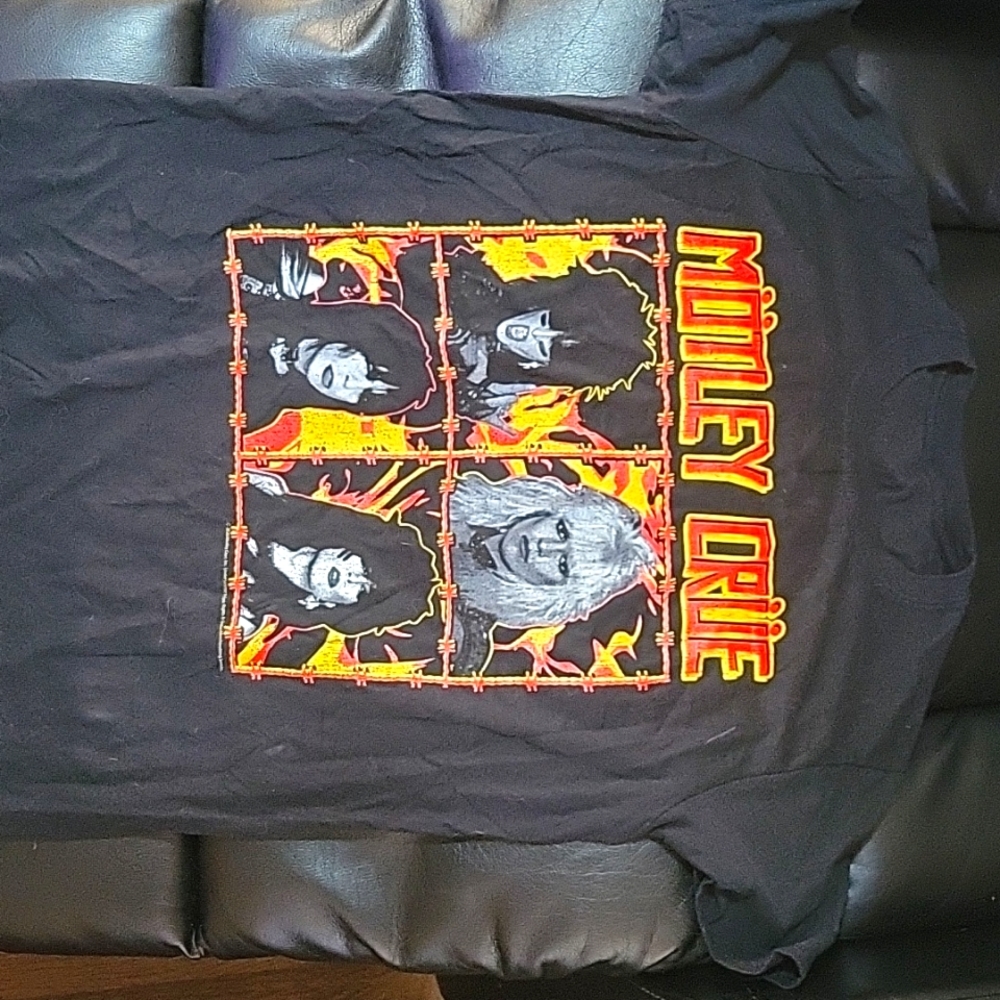 Motley Crue t-shirt